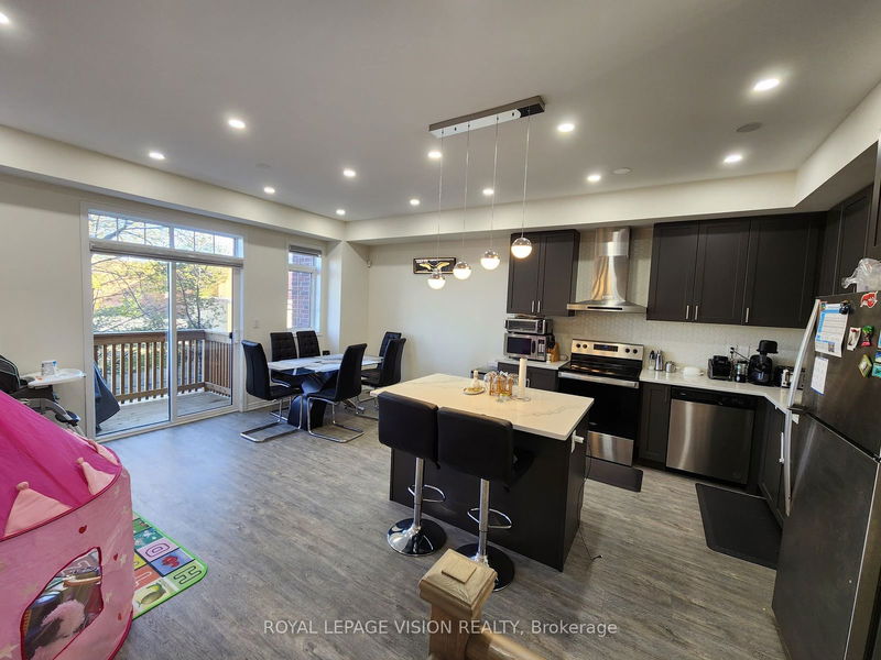 home for lease on 35 Healthcote Lane