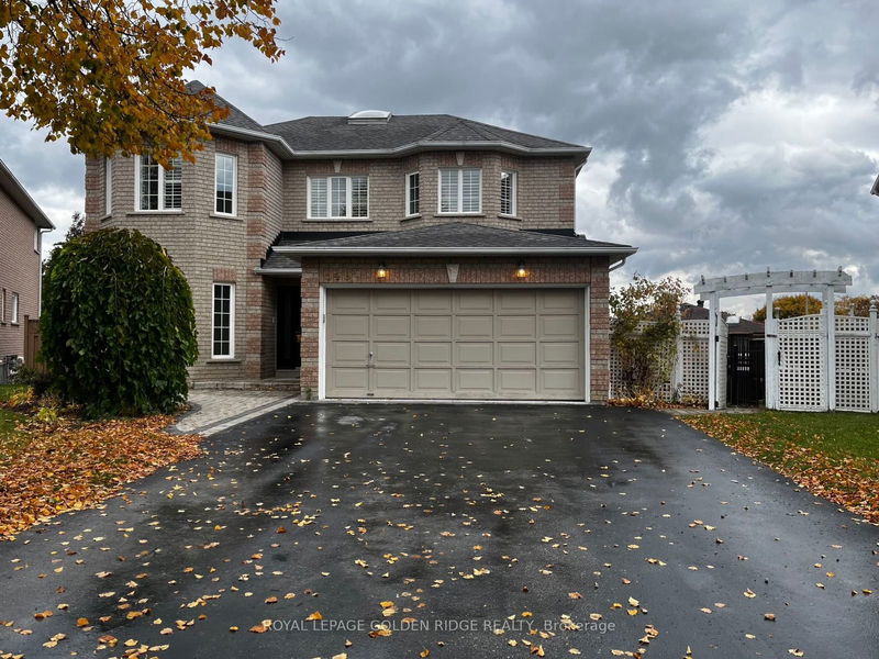 home for lease on BSMT-549 Mcleod Crescent