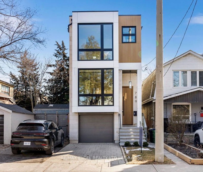 789 Sammon Ave  Toronto, M4C 2E6 | Image 1