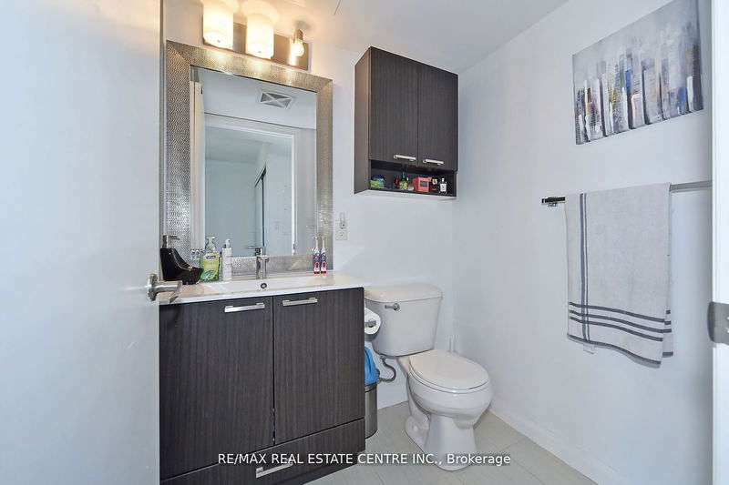  612 - 2150 Lawrence Ave  Toronto, M1R 3A7 | Image 25