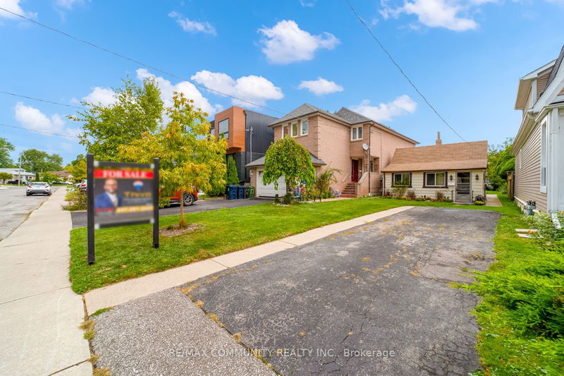 197 South Woodrow Blvd  Toronto, M1N 3M1 | Image 1