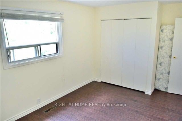 157 Fawcett Tr  Toronto, M1B 3B9 | Image 19