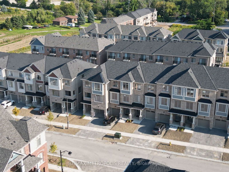 home for lease on 39 Sobczak Drive