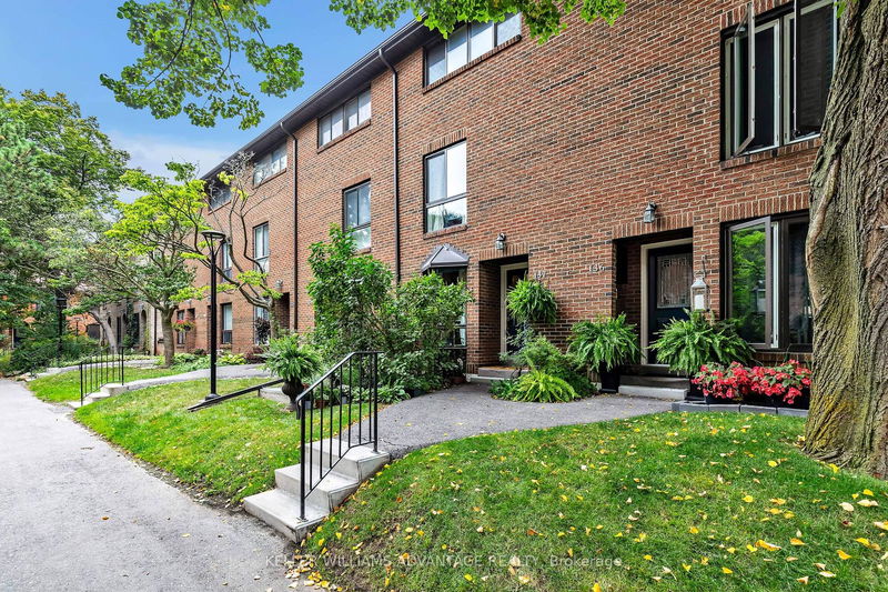 home for sale on 137-26 Livingston Road