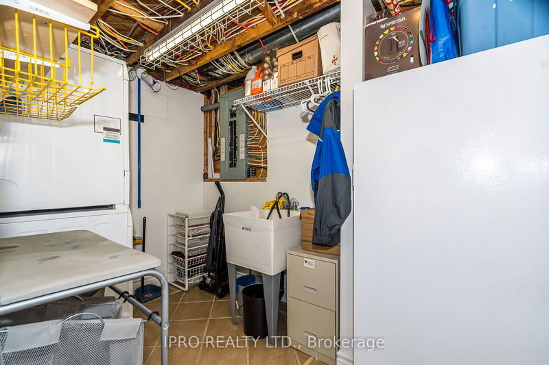 141 Toynbee Tr  Toronto, M1E 1G5 | Image 37