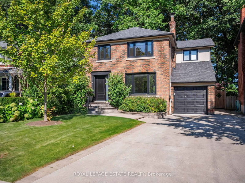 15 Wood Glen Rd, Toronto, Ontario (MLS E9344075)