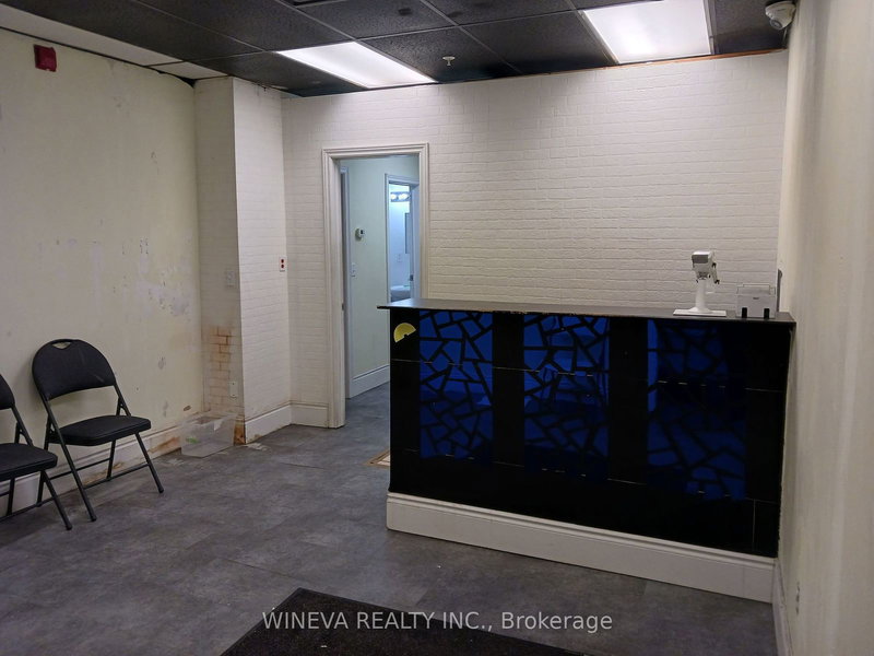 B - 1908 Gerrard St E, Toronto, M4L 2C1 | Image 3