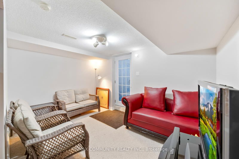 91 Tineta Cres  Toronto, M1S 2Y5 | Image 31