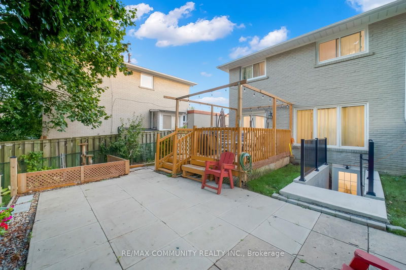 91 Tineta Cres  Toronto, M1S 2Y5 | Image 37