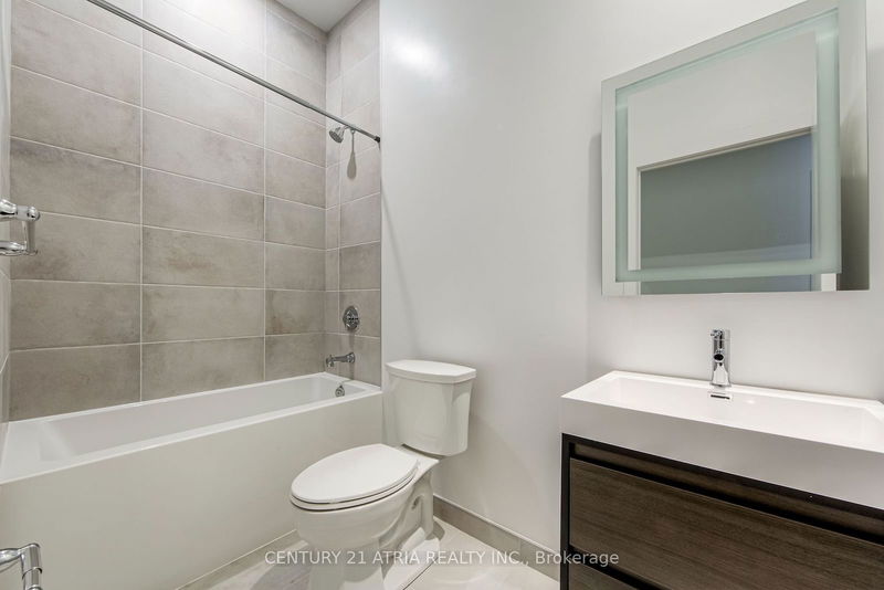  202 - 150 Logan Ave  Toronto, M4M 0E4 | Image 4