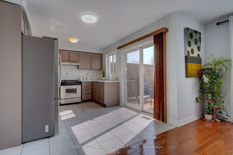 145 Raponi Circ  Toronto, M1X 2C6 | Image 14