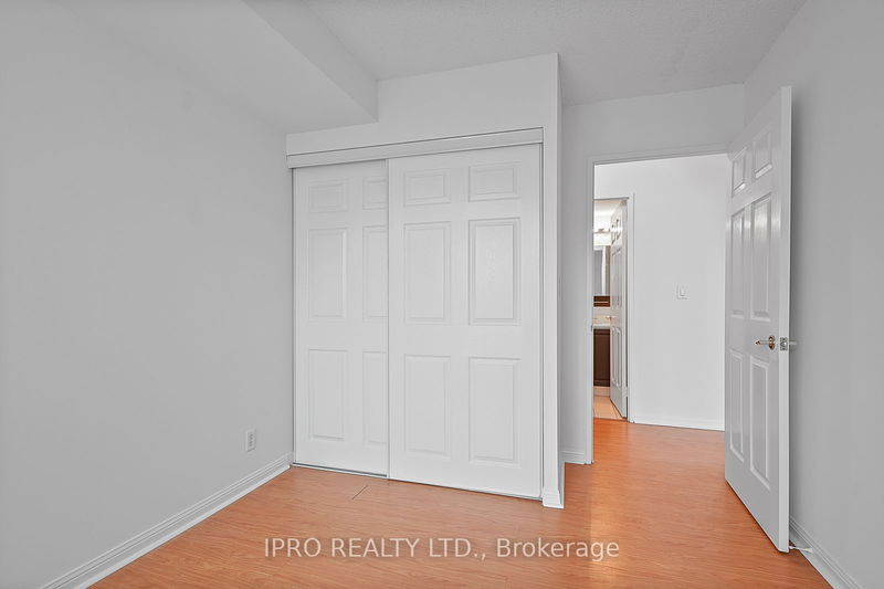  PH208 - 11 Lee Centre Dr  Toronto, M1H 3J5 | Image 26