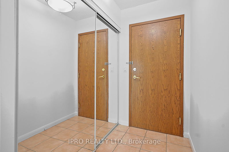  PH208 - 11 Lee Centre Dr  Toronto, M1H 3J5 | Image 4