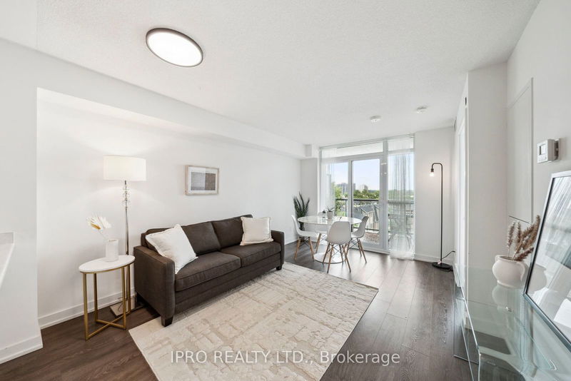  513 - 8 Trent Ave  Toronto, M4C 0A6 | Image 4