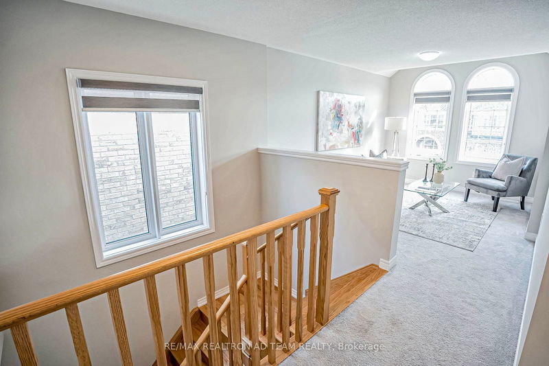 2407 Florentine Pl  Pickering, L1X 0H1 | Image 17