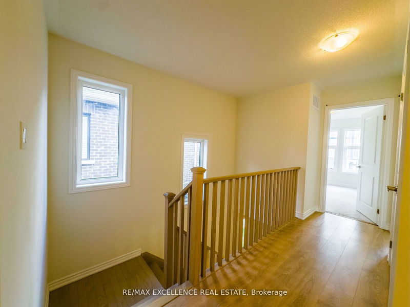 298 Okanagan Path  Oshawa, L1H 0A7 | Image 22