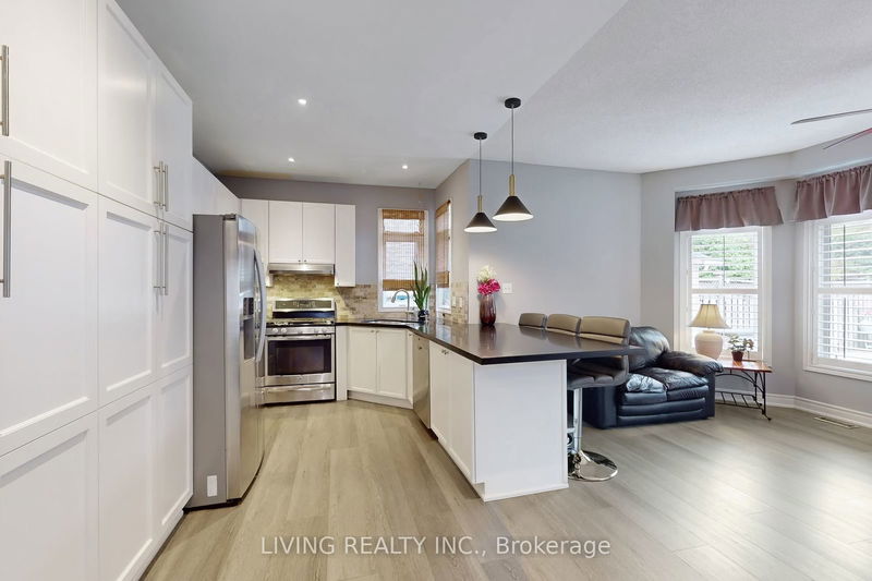 478 Summerpark Cres  Pickering, L1V 7A8 | Image 12