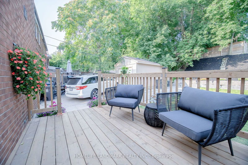 127 Highfield Rd  Toronto, M4L 2T9 | Image 31