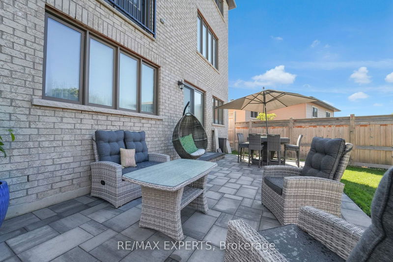 500 Picasso Crt  Pickering, L1W 0A9 | Image 31