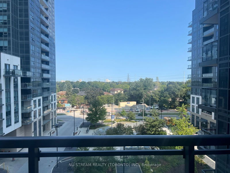 home for lease on 505-30 Meadowglen Place