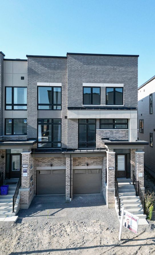 home for lease on 760 Heathrow Path