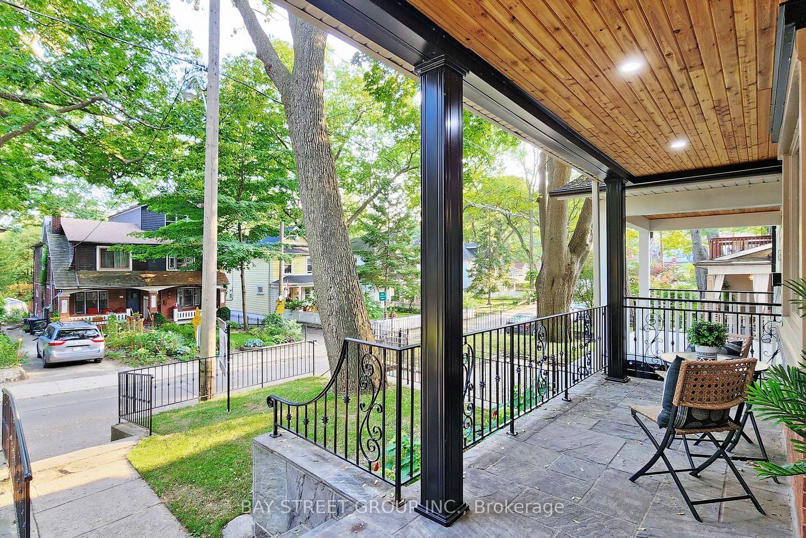 Listing Image 3