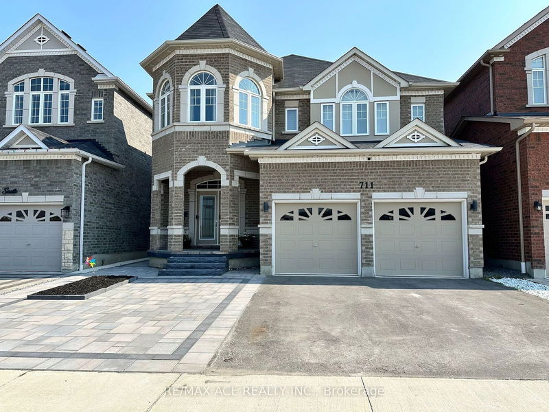 home for lease on BSMT-711 Audley Road S