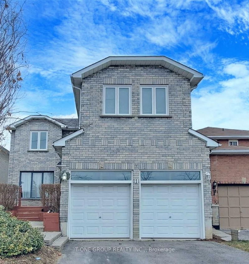 1 Knapton Ave  Ajax, L1S 5V6 | Image 1