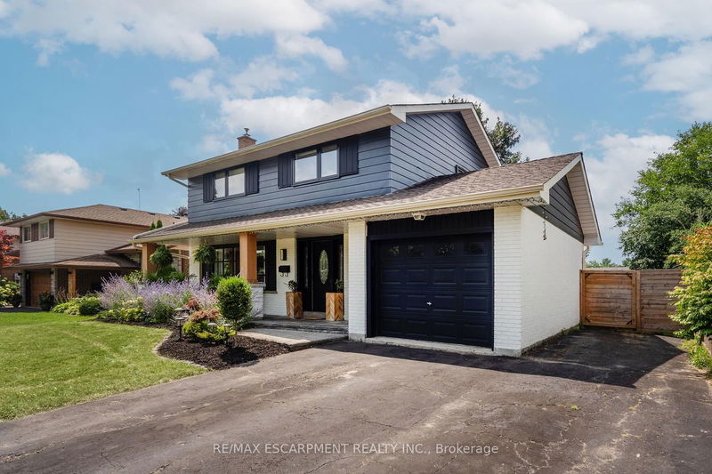 home for sale on 858 Fernhill Boulevard N