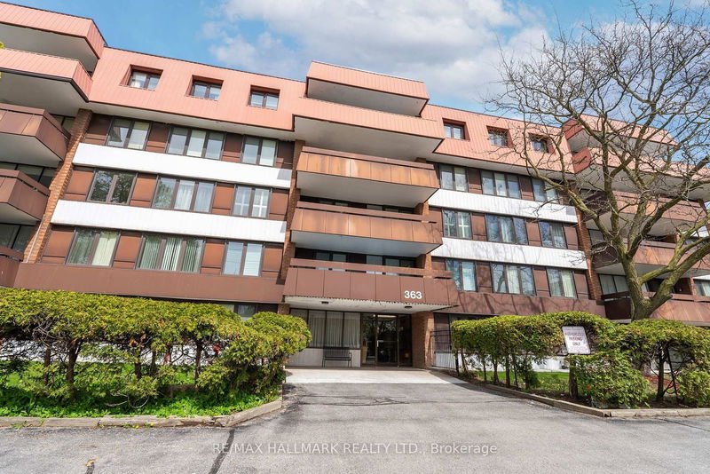  305 - 363 Simcoe St N Oshawa, L1G 4T2 | Image 4