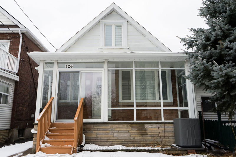home for lease on Upper-124 Barrington Avenue