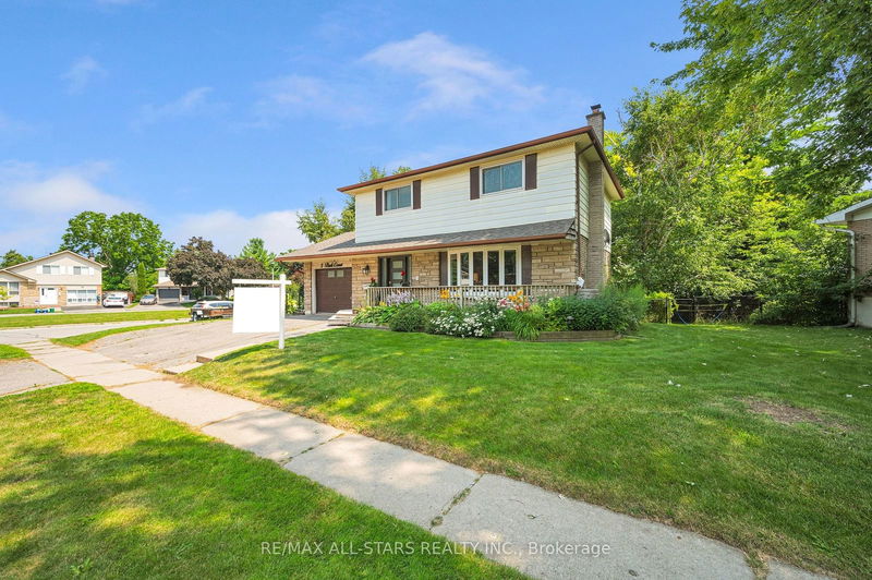 5 Burk Crt  Clarington, L1C 3V7 | Image 1