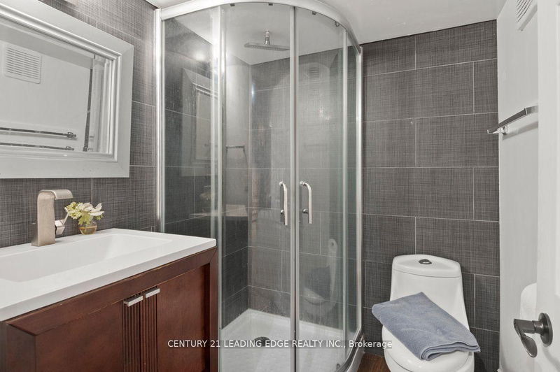 25 Eastwood Ave  Toronto, M1N 3G9 | Image 24