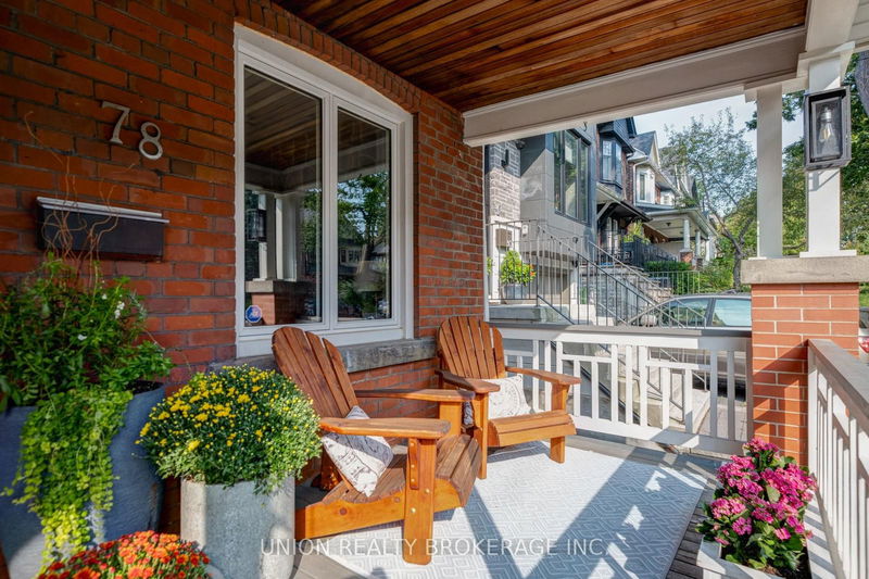 78 Scarborough Rd  Toronto, M4E 3M5 | Image 2