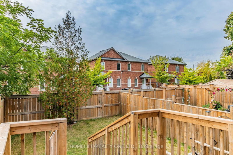 84A Aylesworth Ave  Toronto, M1N 2J6 | Image 32