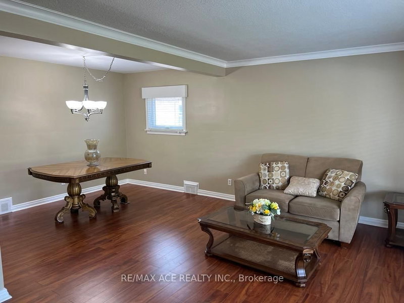 Main - 16 Marta Ave, Toronto, M1K 1V7 | Image 3