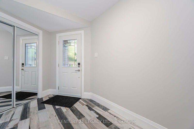 8 Kirkham Dr  Ajax, L1S 5K5 | Image 3