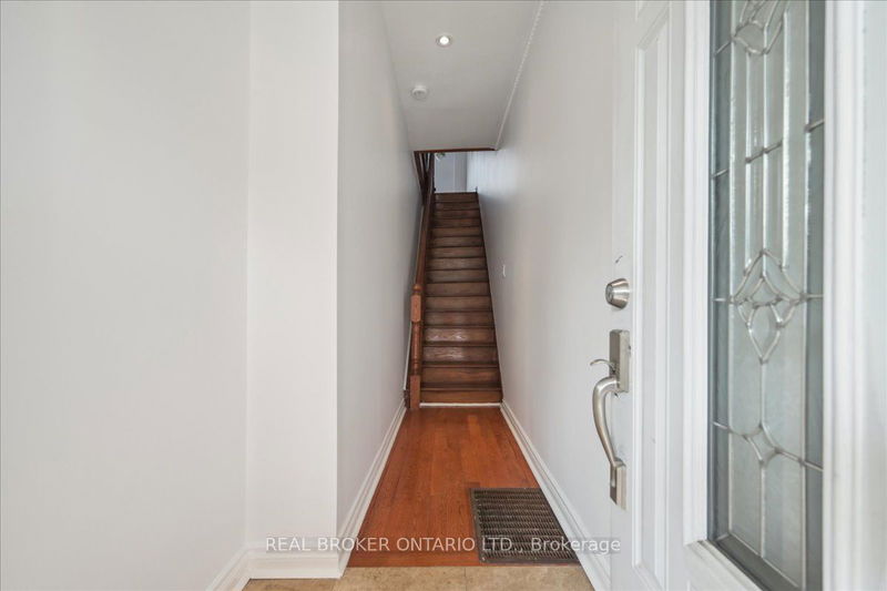 134 Jones Ave  Toronto, M4M 3A1 | Image 5