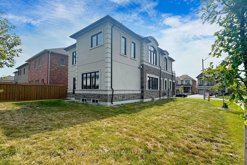 1345 Apollo St  Oshawa, L1K 3E6 | Image 3