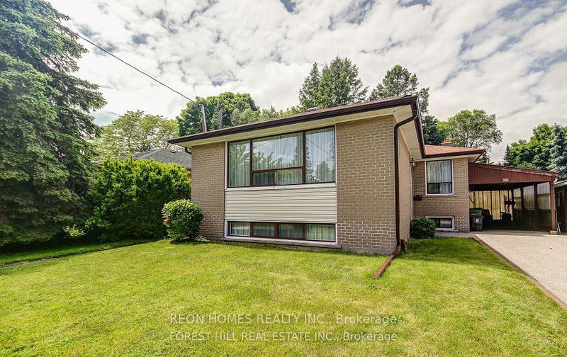 home for lease on (Main)-18 Hurley Crescent
