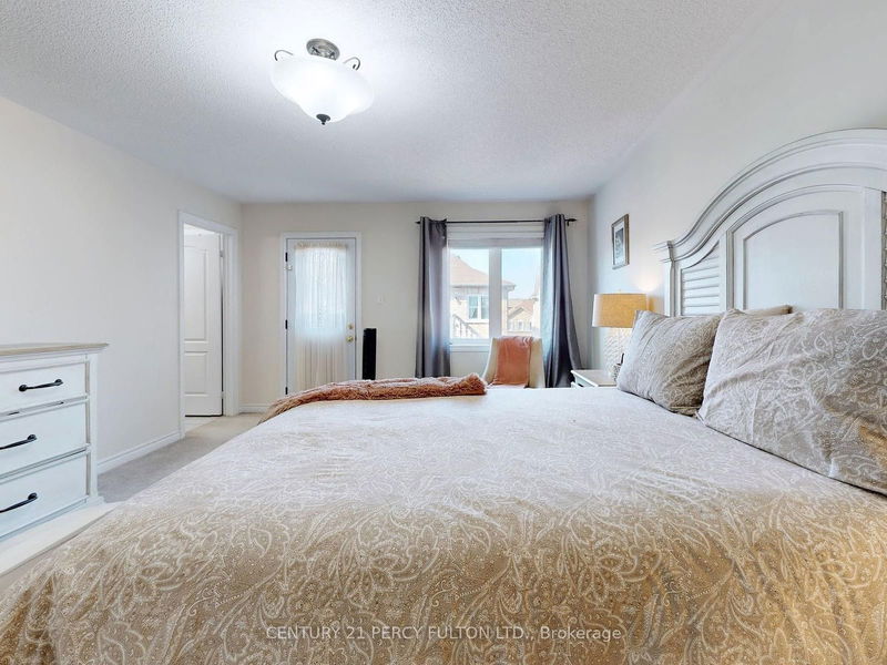 1544 Bruny Ave  Pickering, L1X 0C5 | Image 21