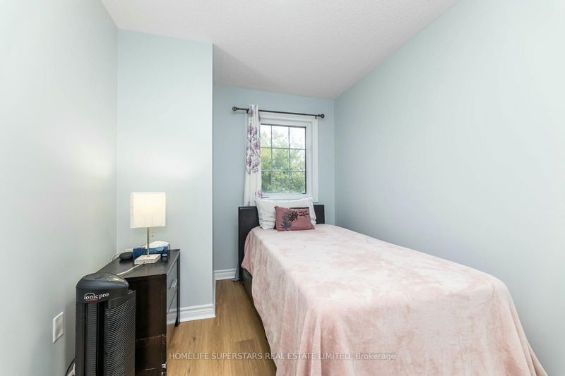 2 Strangford Lane  Toronto, M1L 0E4 | Image 23