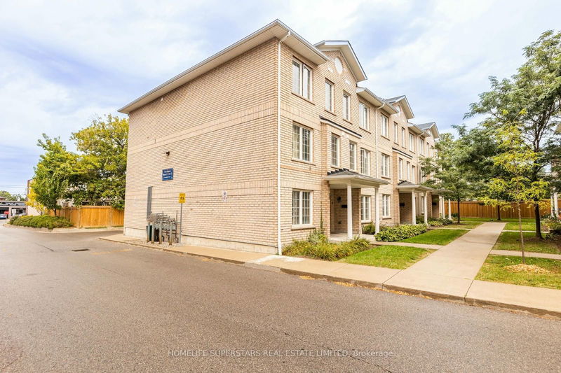 2 Strangford Lane  Toronto, M1L 0E4 | Image 36