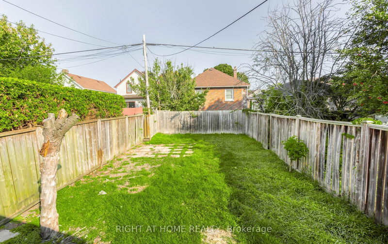 140 Olive Ave  Oshawa, L1H 2P2 | Image 35