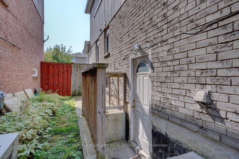 Bsmnt - 1861 Bainbridge Dr, Pickering, L1V 6H6 | Image 2