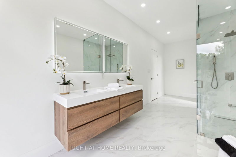 1946 Rosebank Rd  Pickering, L1V 1P8 | Image 20