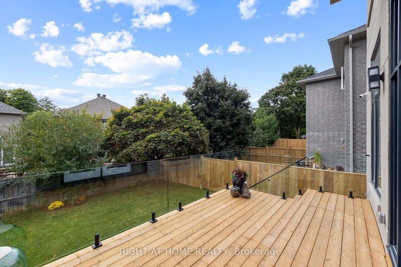 1946 Rosebank Rd  Pickering, L1V 1P8 | Image 39