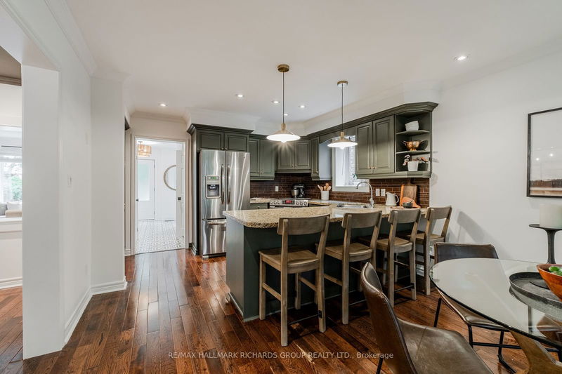 19 Lynndale Rd  Toronto, M1N 1B9 | Image 8