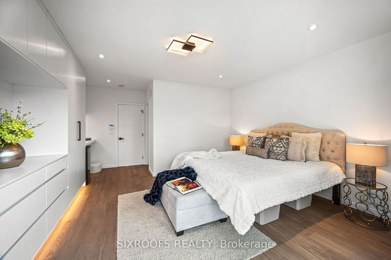 42 Orley Ave  Toronto, M4C 2C1 | Image 23