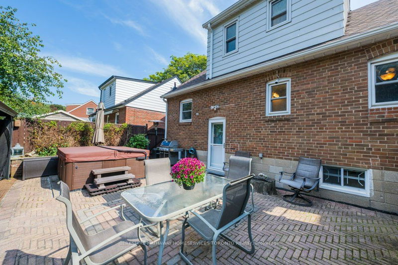 26 Hopecrest Cres  Toronto, M1K 2K4 | Image 32